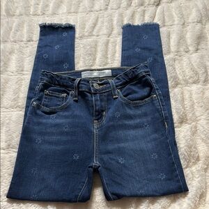 Signature by Levi Strauss Blue Skinny Jeans with white flowers size 10
